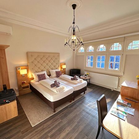 Hotel Am Markt Бахарах Екстериор снимка