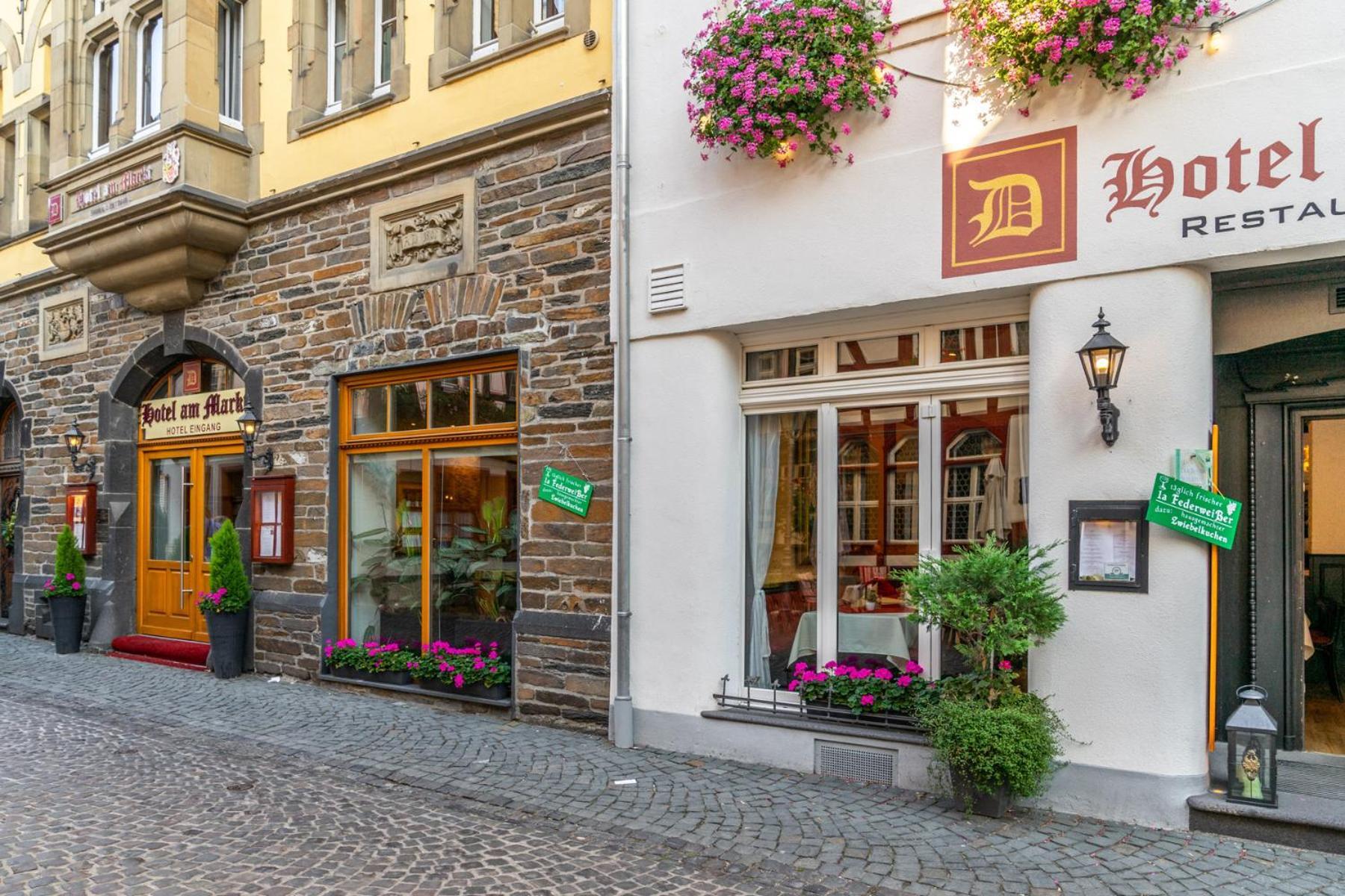 Hotel Am Markt Бахарах Екстериор снимка