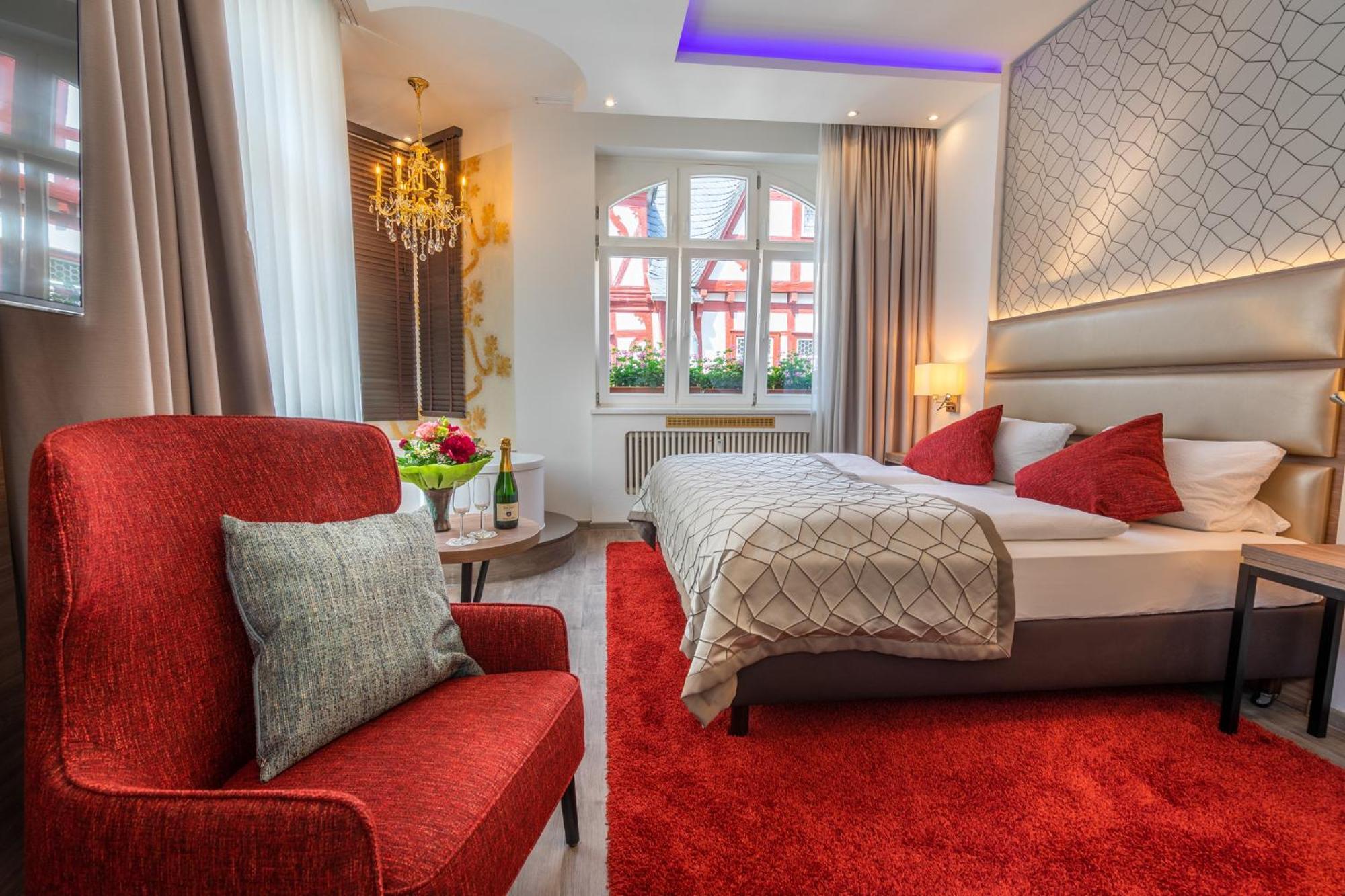 Hotel Am Markt Бахарах Екстериор снимка
