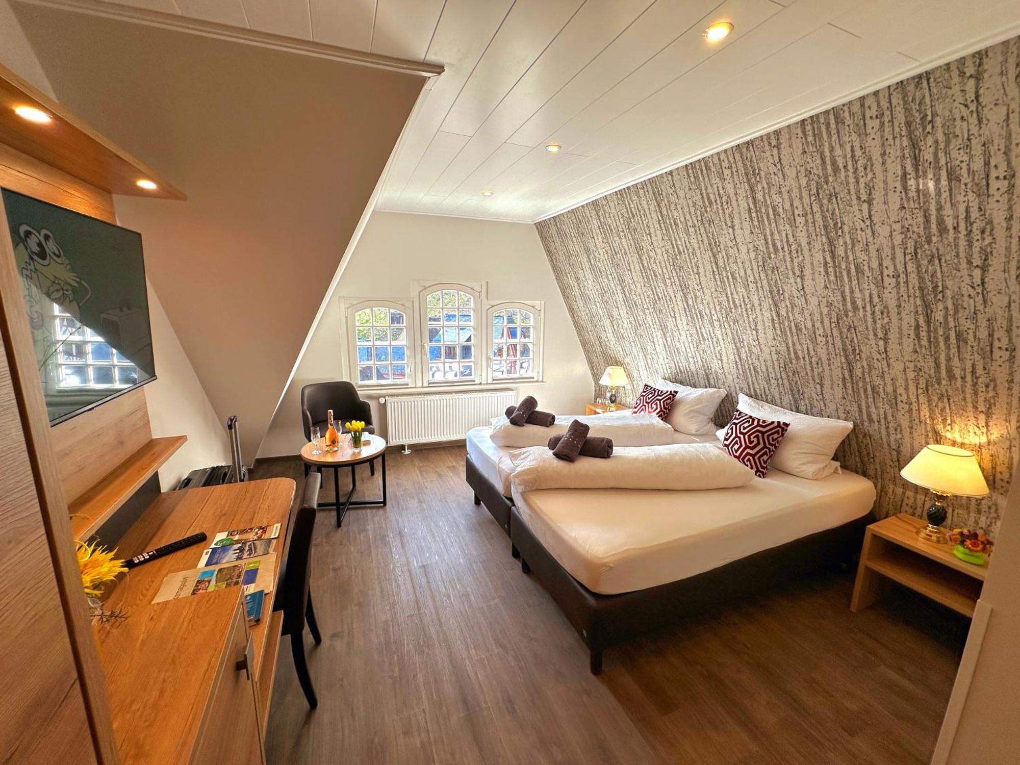Hotel Am Markt Бахарах Екстериор снимка
