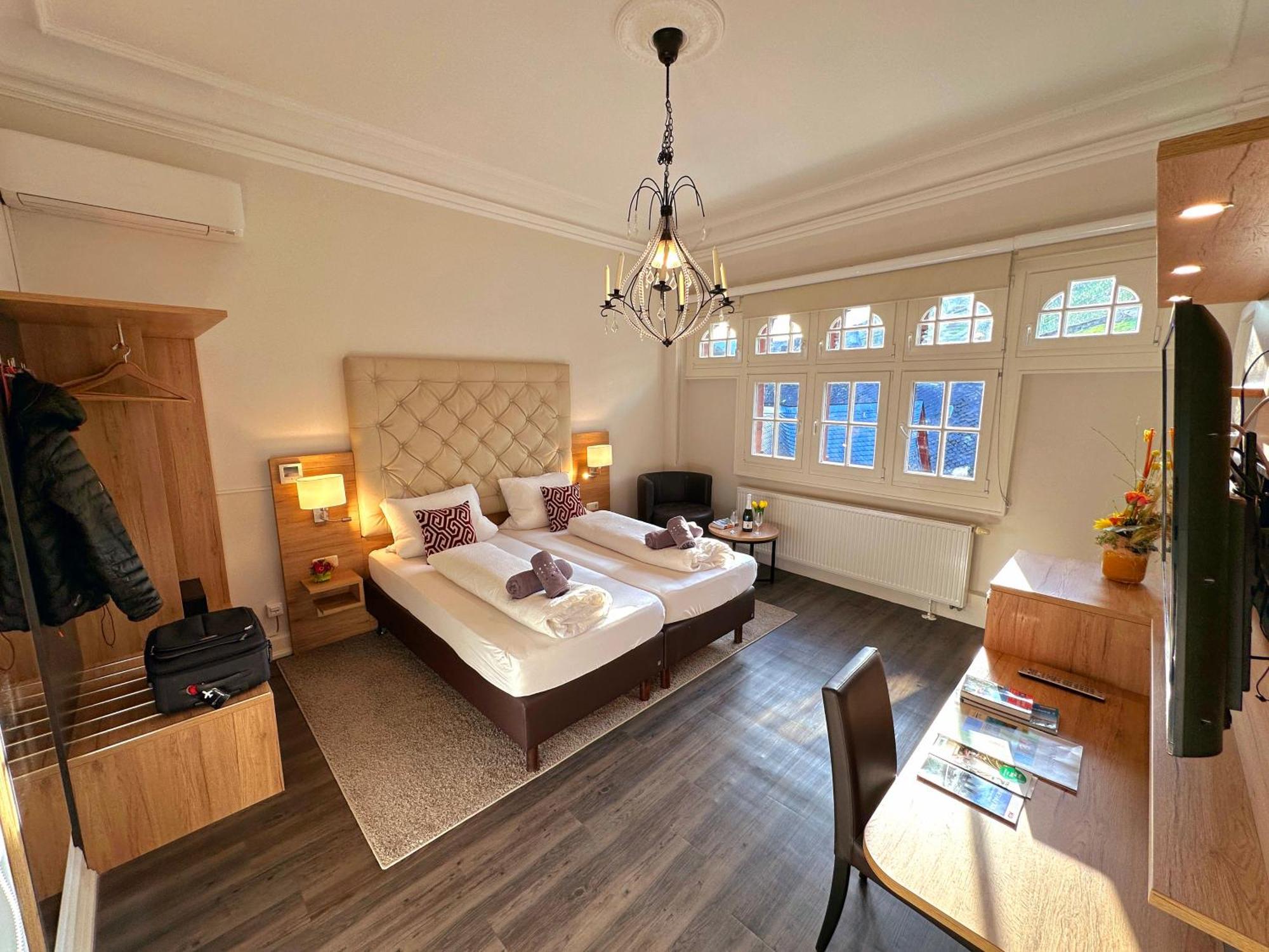 Hotel Am Markt Бахарах Екстериор снимка