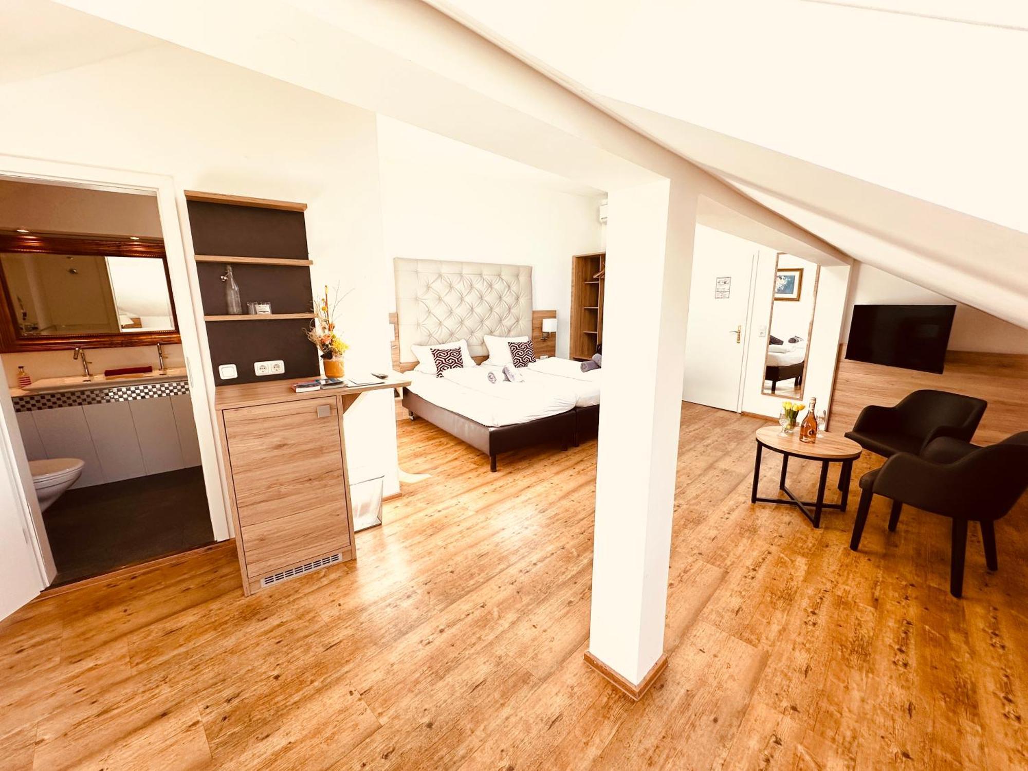 Hotel Am Markt Бахарах Екстериор снимка